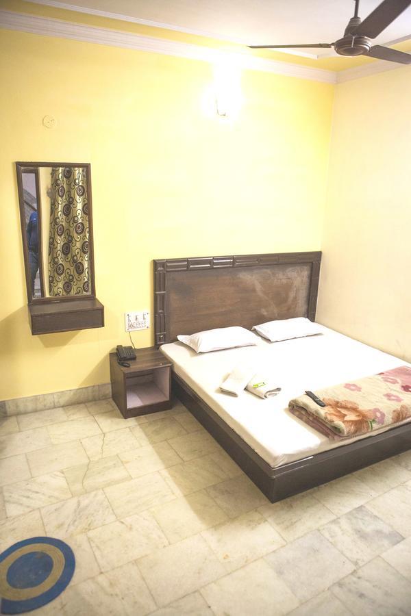 Hotel Venus International New Delhi Ngoại thất bức ảnh