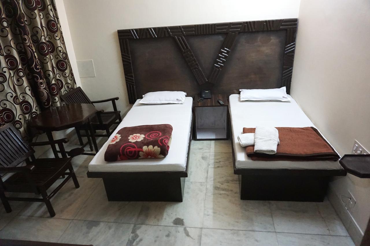 Hotel Venus International New Delhi Ngoại thất bức ảnh